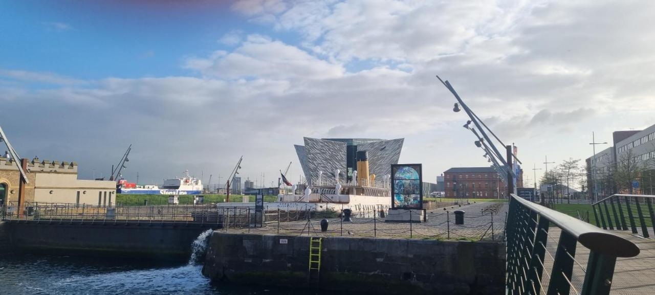 Sailortown Stays - 4 Star Luxury Apartment Belfast Exterior photo