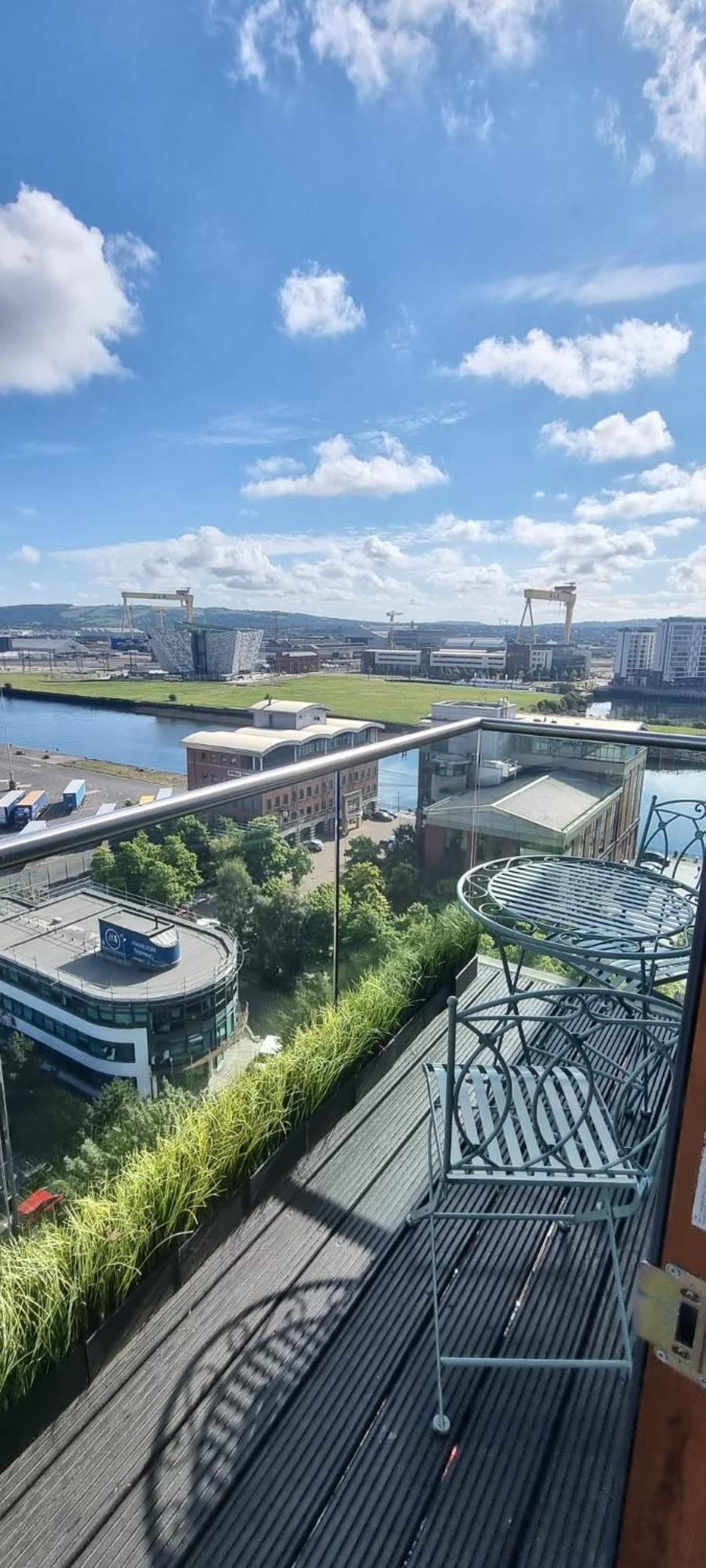 Sailortown Stays - 4 Star Luxury Apartment Belfast Exterior photo
