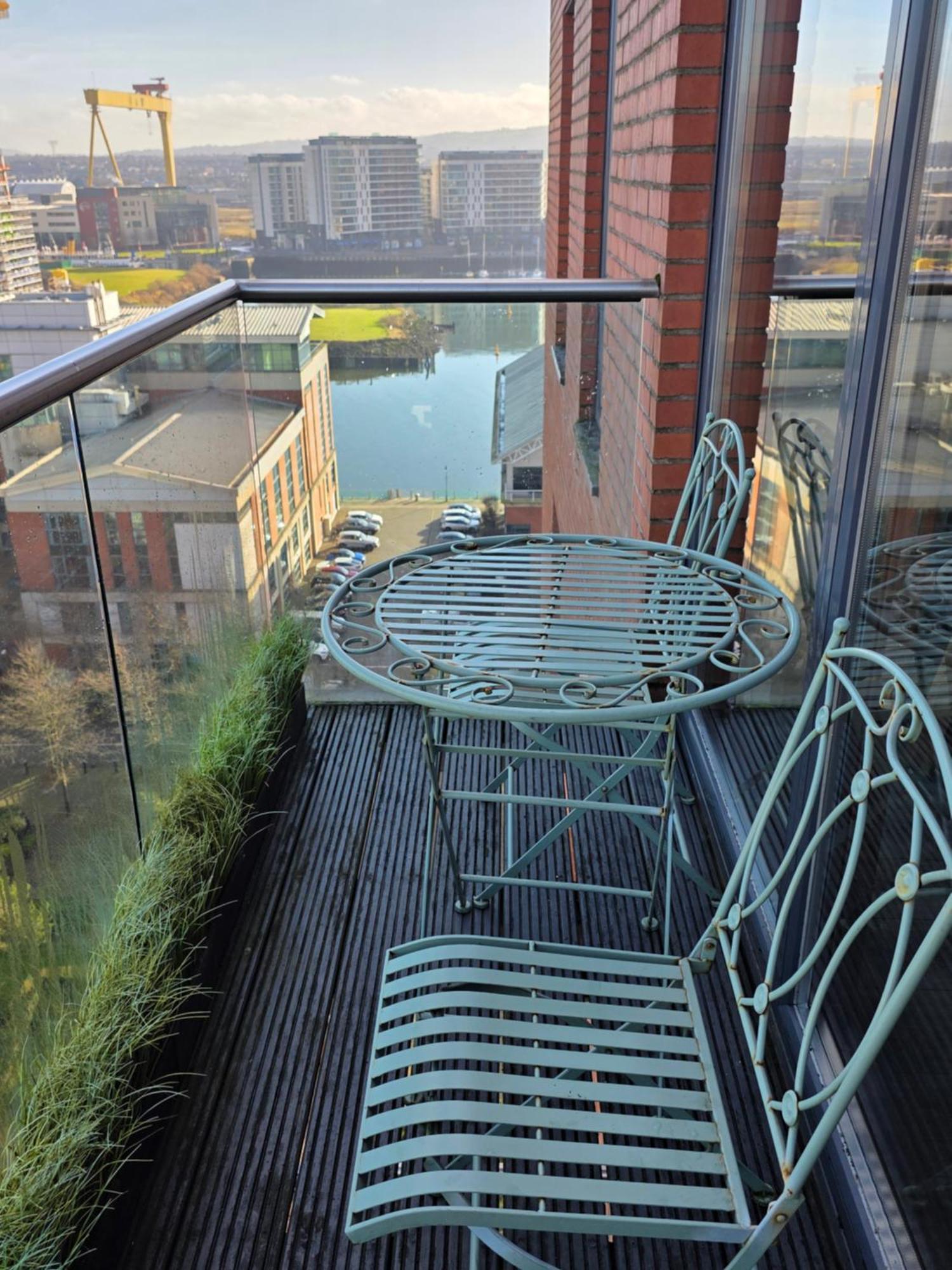 Sailortown Stays - 4 Star Luxury Apartment Belfast Exterior photo